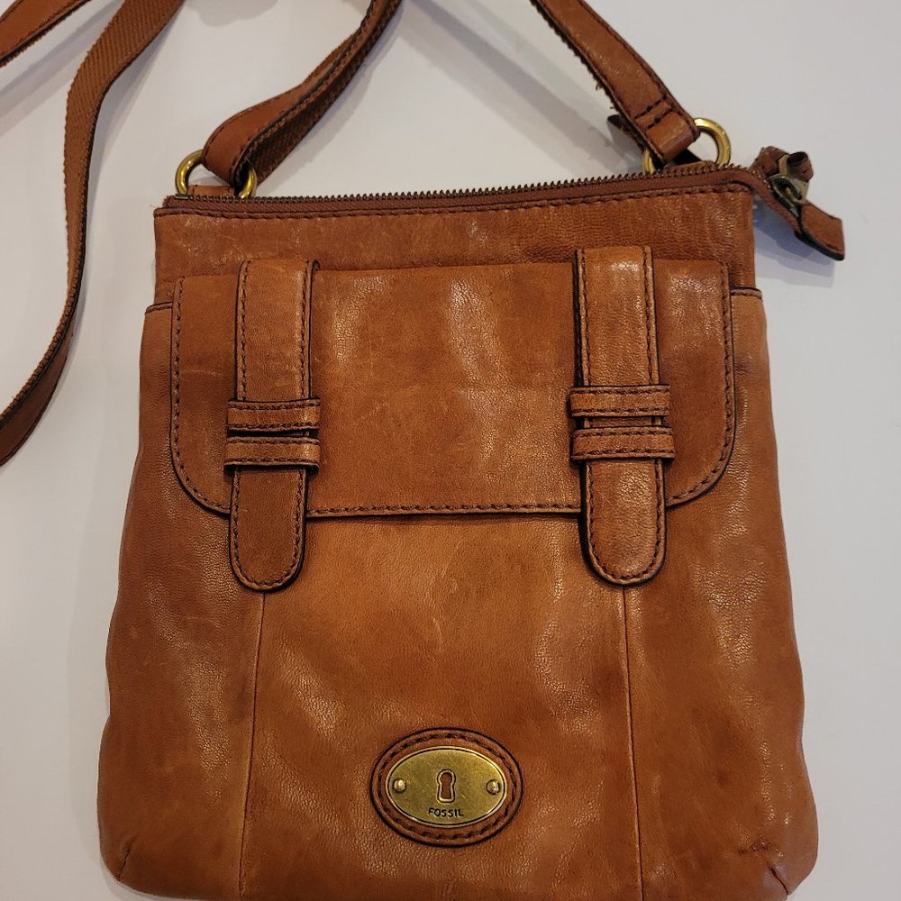 Vintage GUC Fossil Leather Purse